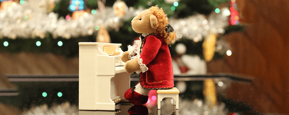 Pianos are fragile and need special care when placing them in long term storage. Minimize the risk of damage during storage with these tips.