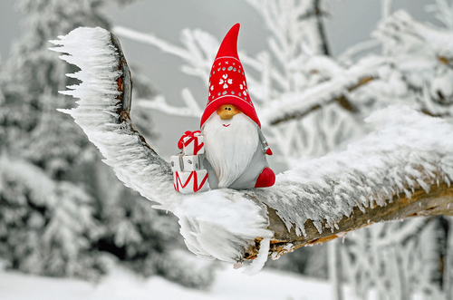 How to Organize and Store Christmas Decorations post