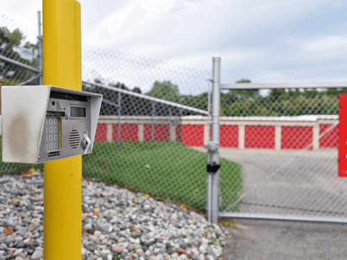 Security Measures to Look for in a Storage Facility post